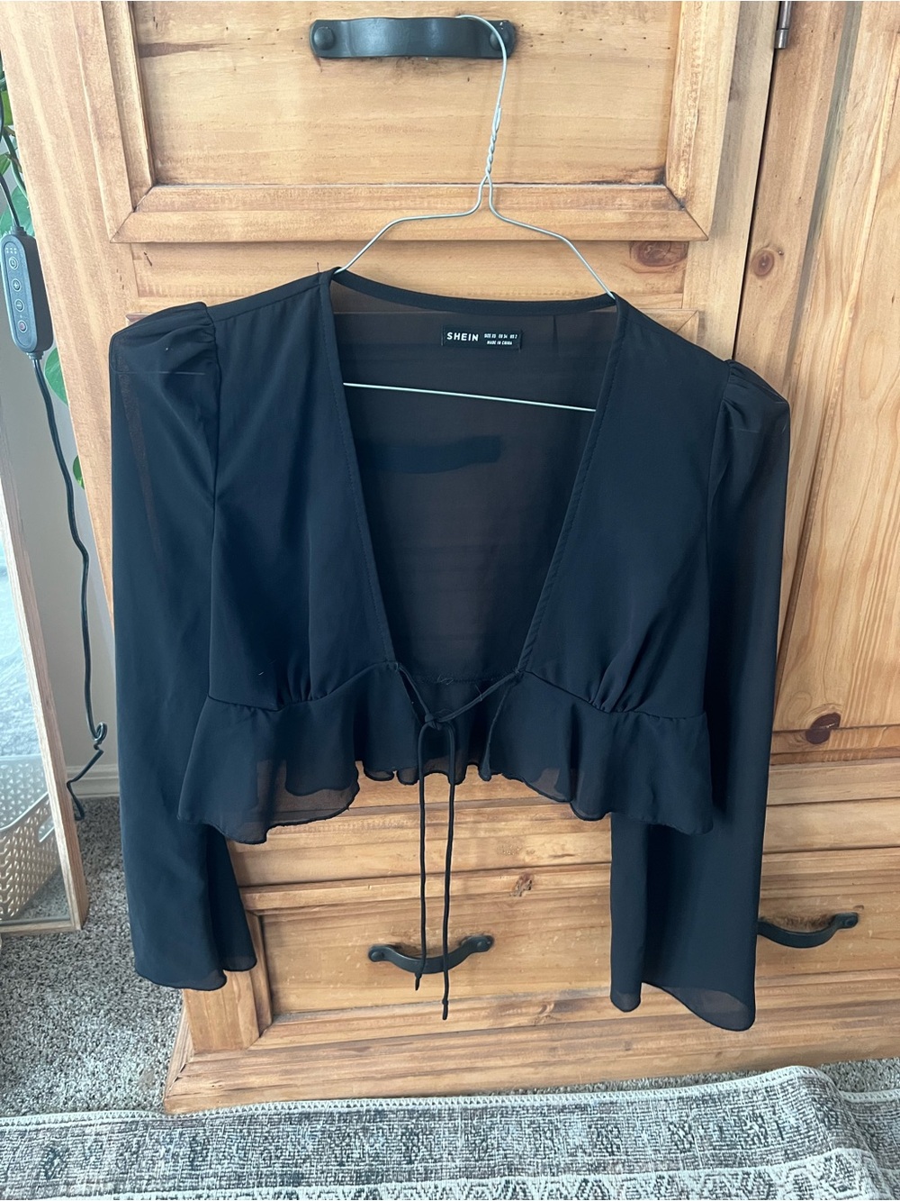 Black Ruffle Tie-Front Long Sleeve Crop Top